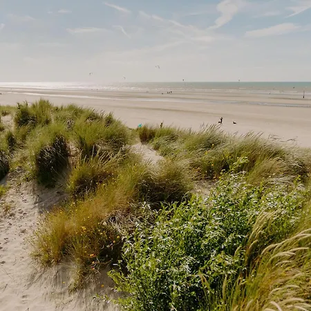Prachtig, Rustig En Ruim Appartement Vlakbij Zee Koksijde Exterior photo