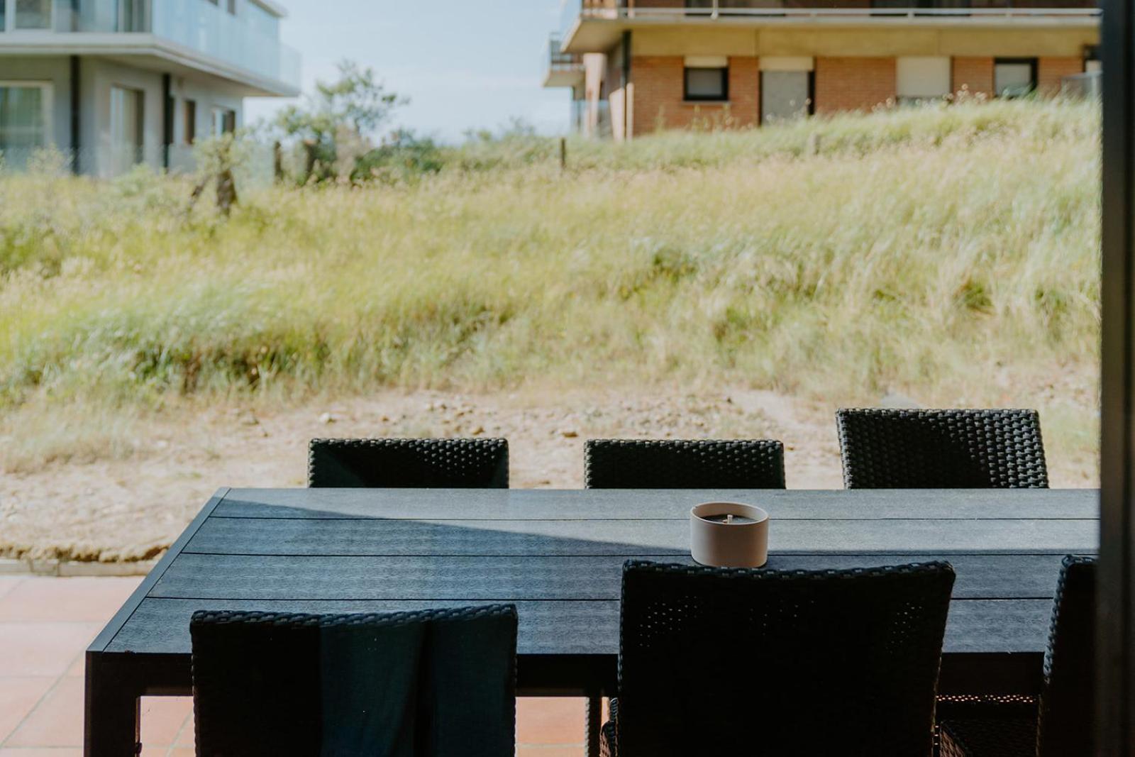 Prachtig, Rustig En Ruim Vlakbij Zee Appartement Coxyde
